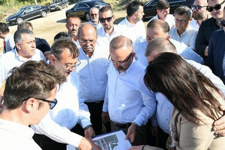 AK Parti'li Turan Yapı Kooperatifi inşaatında incelemelerde bulundu
