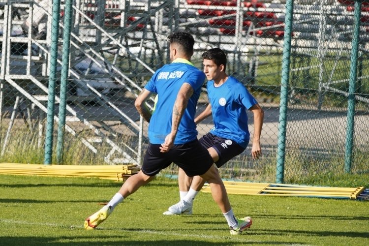 &Ccedil;aykur Rizespor yeni sezon hazırlıklarını Erzurum'da s&uuml;rd&uuml;r&uuml;yor