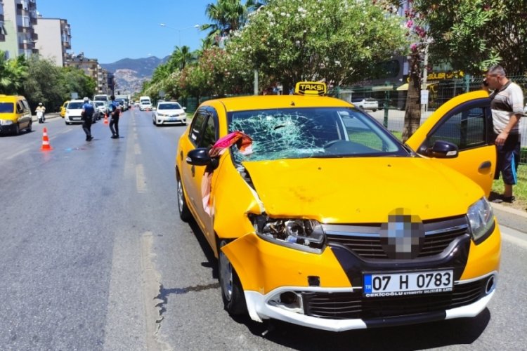 Yayaya &ccedil;arpan ticari taksi şof&ouml;r&uuml; tutuklandı