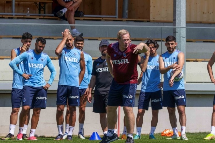 Trabzonspor'da ta&ccedil; antren&ouml;r&uuml; g&ouml;revine başladı