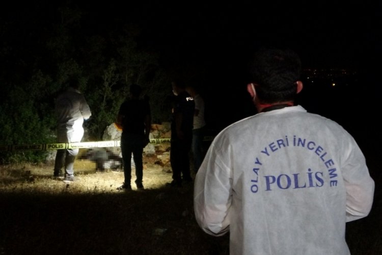 Antalya'da ormanlık alanda ceset bulundu