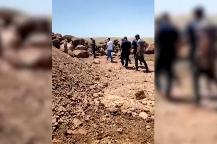 Tarlada, insan kafatası ve kemikler bulundu