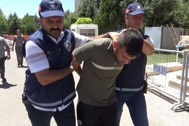Polisi yaralayan h&uuml;k&uuml;ml&uuml; yakalandı