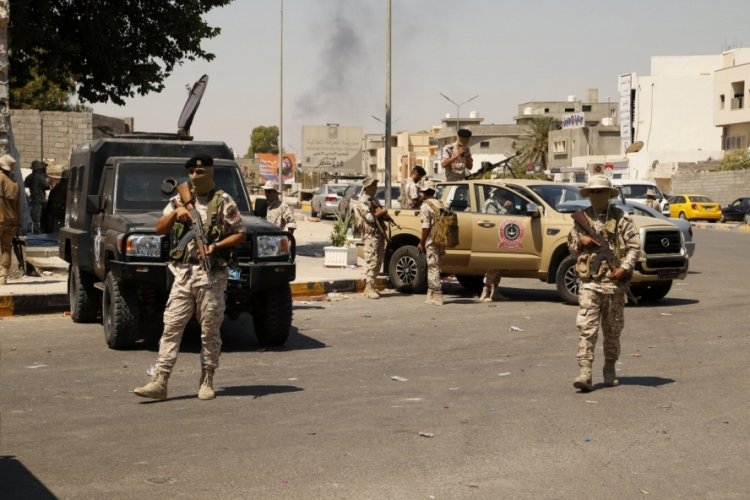 Libya silahlı gruplar arasında &ccedil;atışma: 16 &ouml;l&uuml;, 52 yaralı