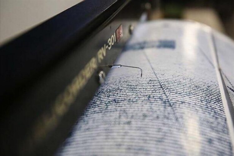 İran'da 5.8 ve 5.7 b&uuml;y&uuml;kl&uuml;ğ&uuml;nde 2 deprem meydana geldi