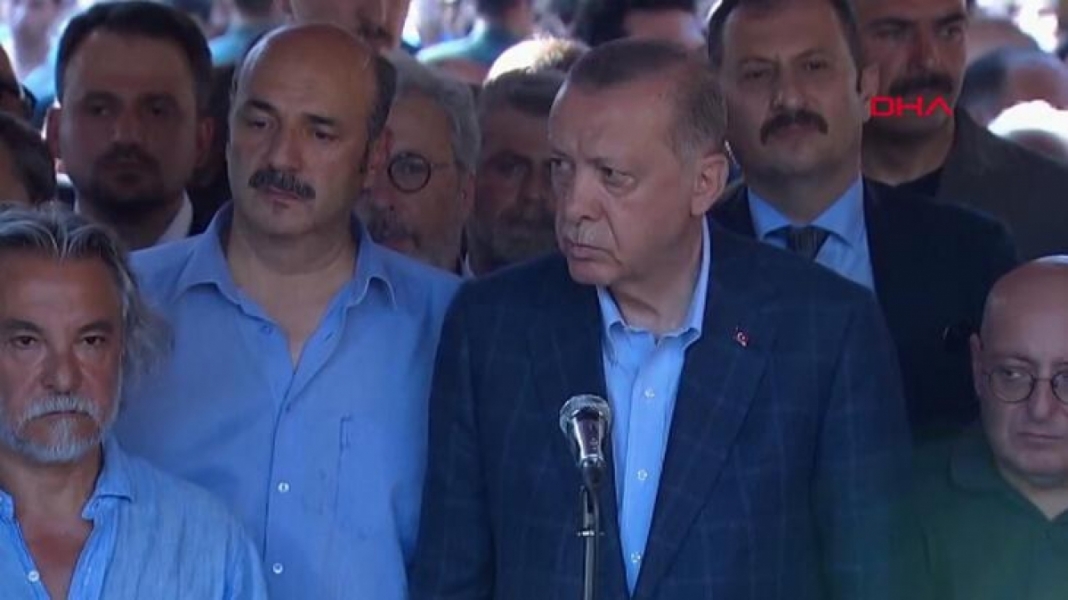 Cumhurbaşkanı Erdoğan, Rasim &Ouml;zden&ouml;ren'in cenaze namazına katılım sağladı