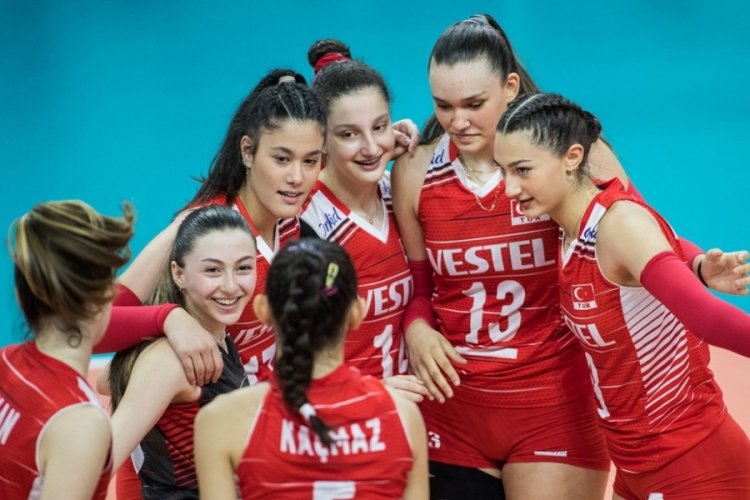 17 Yaş Altı Kız Milli Takımı, Avrupa ikincisi
