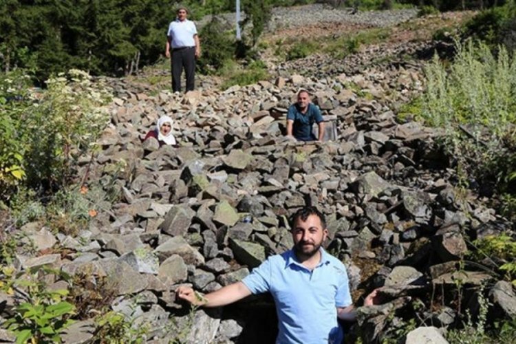 Mağaradaki soğuk su kaynağı, Artvin'de k&ouml;yl&uuml;lerin buzdolabı oldu