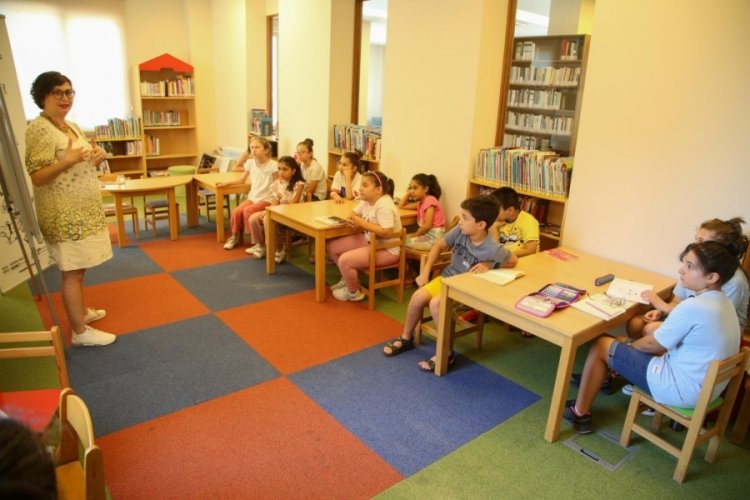 Nil&uuml;ferli &ccedil;ocuklar hayallerindeki d&uuml;nyayı ağa&ccedil;larla dile getirdiler