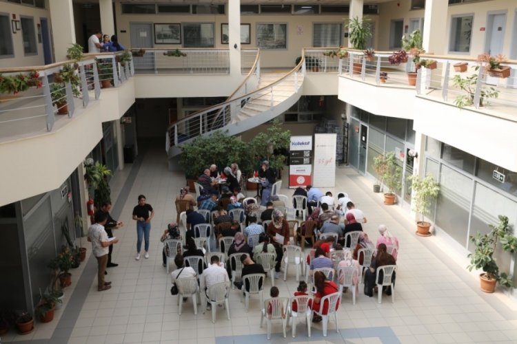 Bursa G&uuml;rsu'da  istihdam k&ouml;pr&uuml;s&uuml; sayesinde 100 kişiye daha istihdam yolu a&ccedil;tı