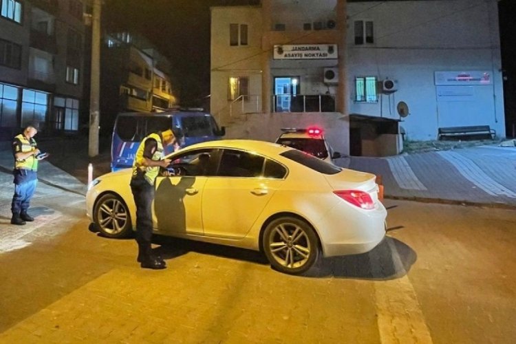 Balıkesir'de polis ve jandarmadan 'Huzur' operasyonu