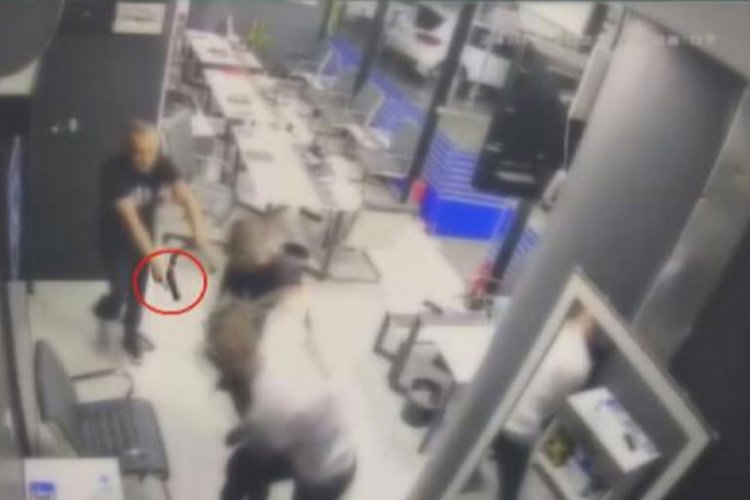 İstanbul'da oto galericiler sitesinde silahlı kavga