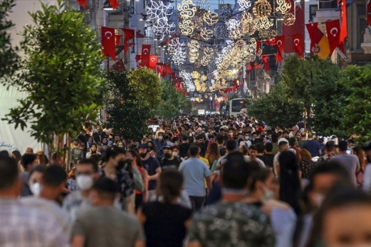 T&uuml;rkiye'de 'ekonomi k&ouml;t&uuml;' diyenlerin oranı y&uuml;zde 86