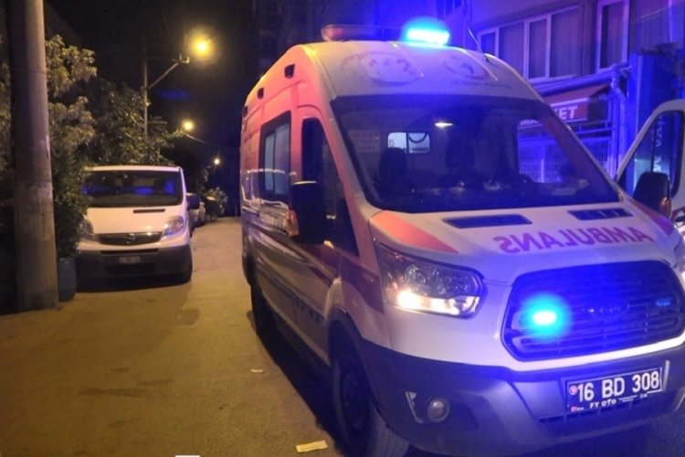 Bursa'da kız arkadaşını sokak ortasında kurşunladı