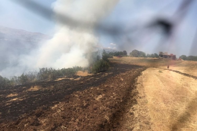 Bing&ouml;l'&uuml;n 3 k&ouml;y&uuml;nde &ccedil;ıkan yangın s&ouml;nd&uuml;r&uuml;ld&uuml;