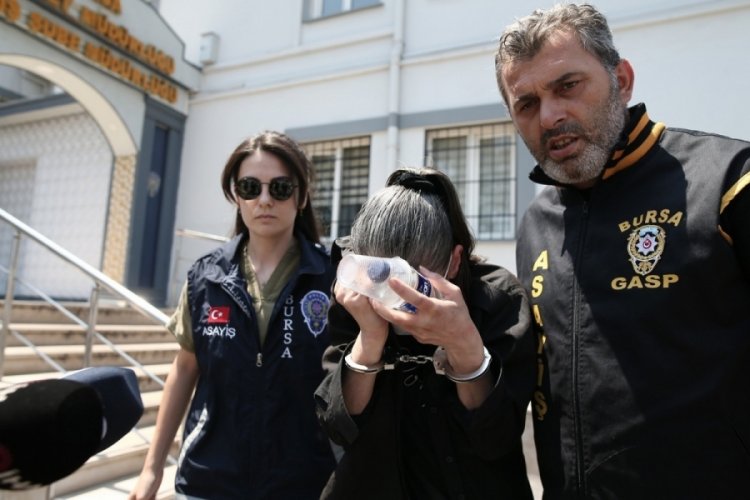 Bursa'da &ouml;z yeğenini eve kilitleyen teyzenin ifadesi şoke etti