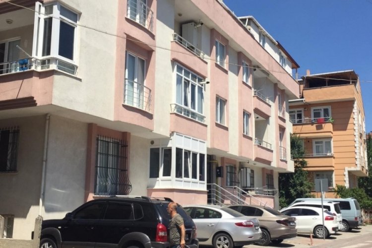 Arkadaşıyla şakalaşırken, pompalı t&uuml;fekle vurdu