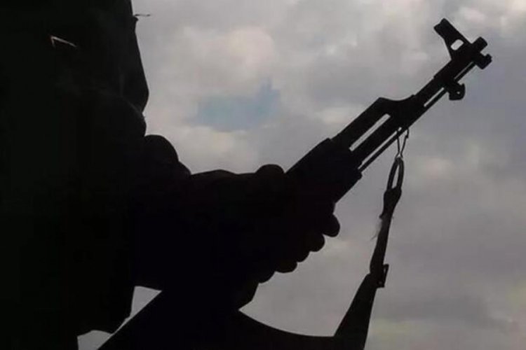 PKK'da &ccedil;&ouml;z&uuml;lmeler devam ediyor: 1 ter&ouml;rist daha teslim oldu