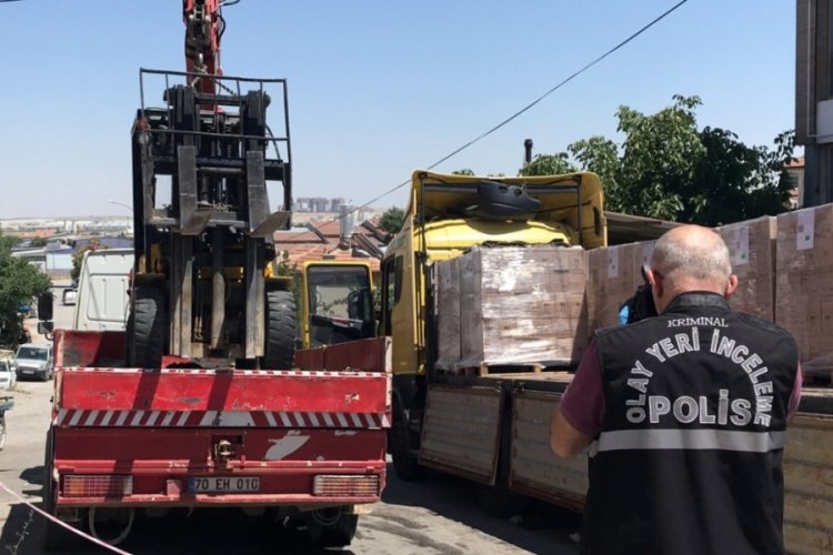 İş makinesinin altında kalan operat&ouml;r yaşamını yitirdi