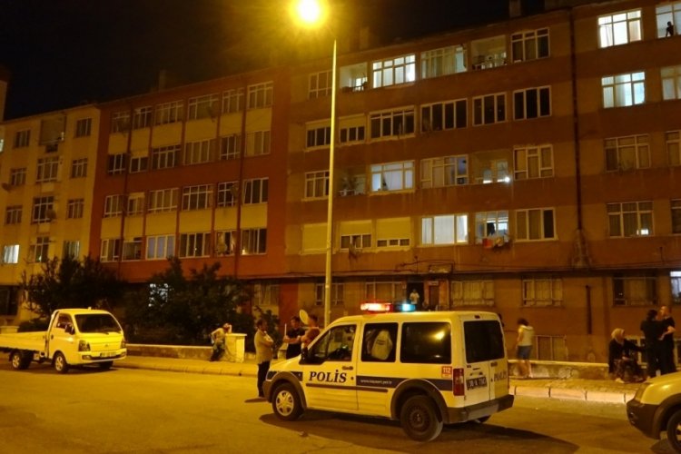 Oyun oynayan &ccedil;ocuk pencereden d&uuml;şt&uuml;!