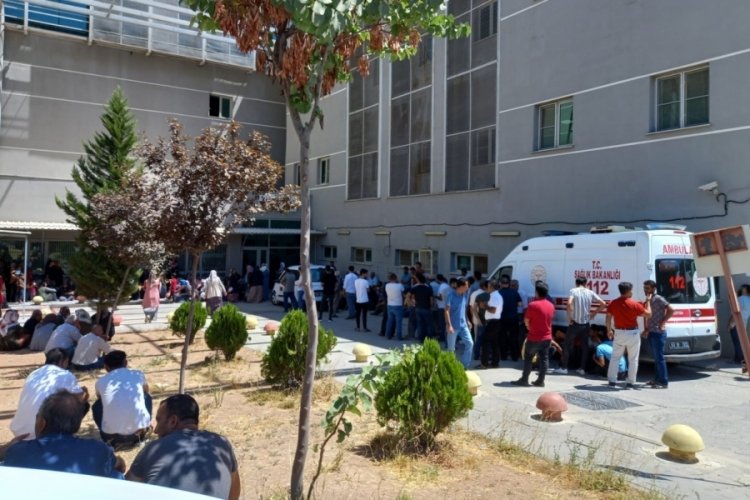 İnşaatta &uuml;zerine demir d&uuml;şen iş&ccedil;i yaşamını yitirdi
