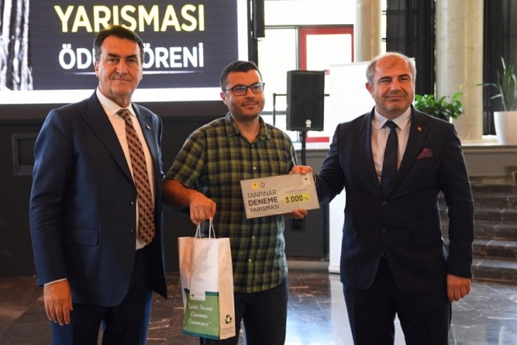 Bursa Osmangazi'de Tanpınar &ouml;d&uuml;lleri sahiplerini buldu