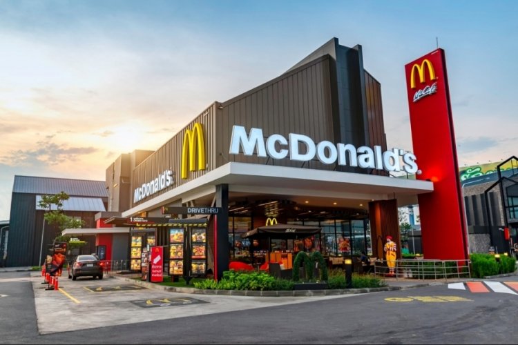 McDonald's'ı enflasyon vurdu! 14 yıl sonra Cheeseburger'e zam