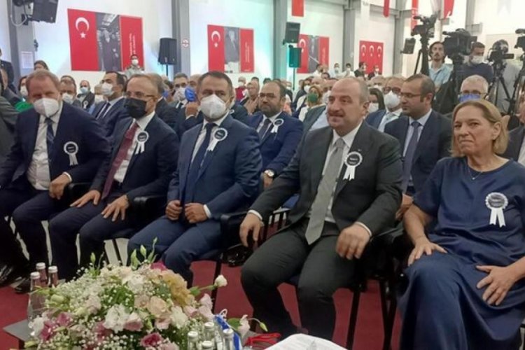 Bakan Varank: T&uuml;rkiye, bug&uuml;n yatırımlarda d&uuml;nyanın en g&uuml;venli limanlarından biri