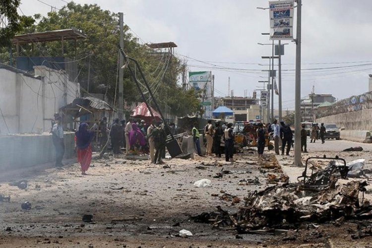 Somali'de bombalı saldırı: 20 &ouml;l&uuml;
