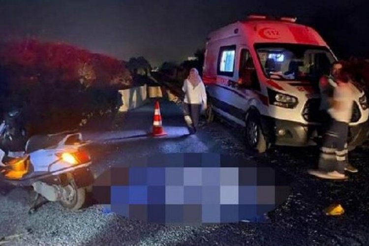 Motosiklet devrildi: 1 &ouml;l&uuml; 1 yaralı