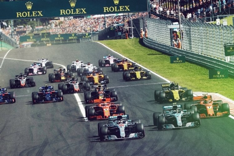 Formula 1'in 13'&uuml;nc&uuml; yarışı Macaristan'da