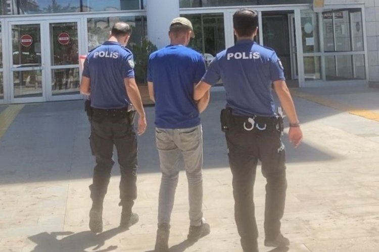 10 su&ccedil; kaydı bulunan ş&uuml;pheli hırsızlık yapınca yakalandı