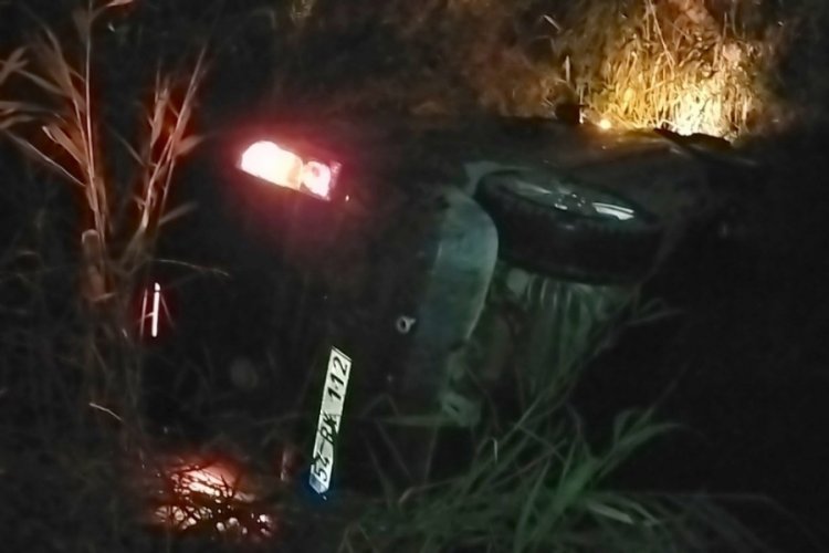 Hafif ticari ara&ccedil; sulama kanalına u&ccedil;tu
