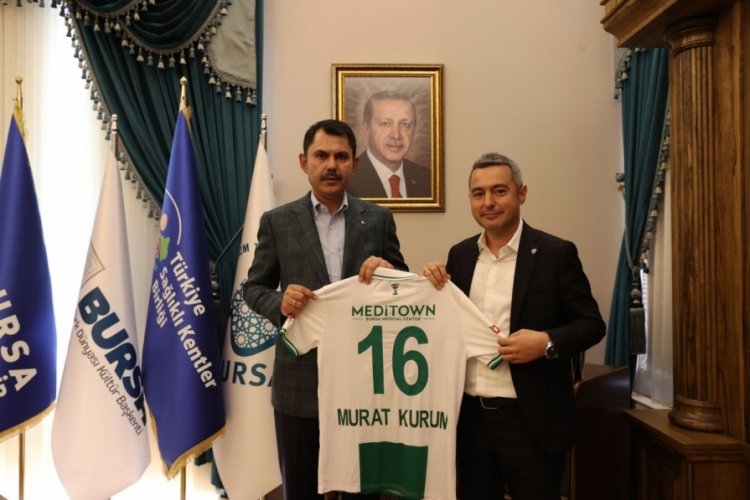 Bursaspor Başkanı, Bakan Kurum'la bir araya geldi