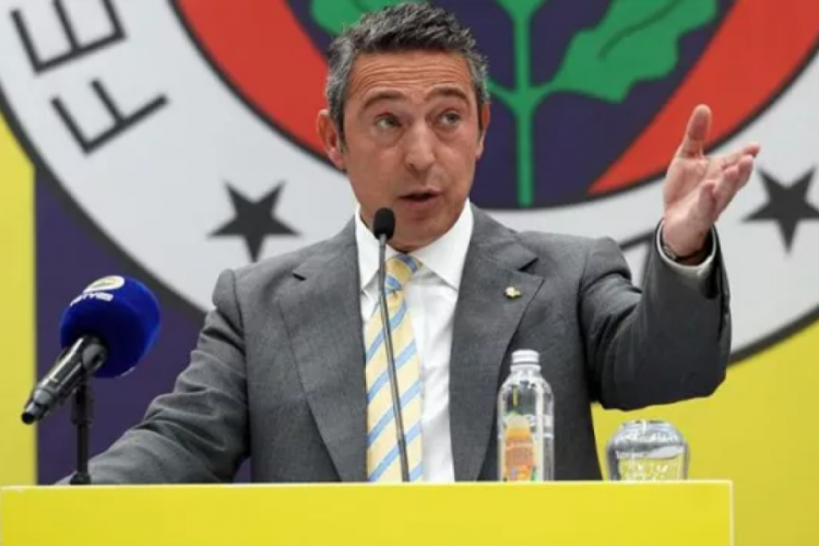 Ali Ko&ccedil;'un Fenerbah&ccedil;e taraftarları i&ccedil;in kullandığı "sazan" kelimesi sosyal medyada tepki g&ouml;rd&uuml;