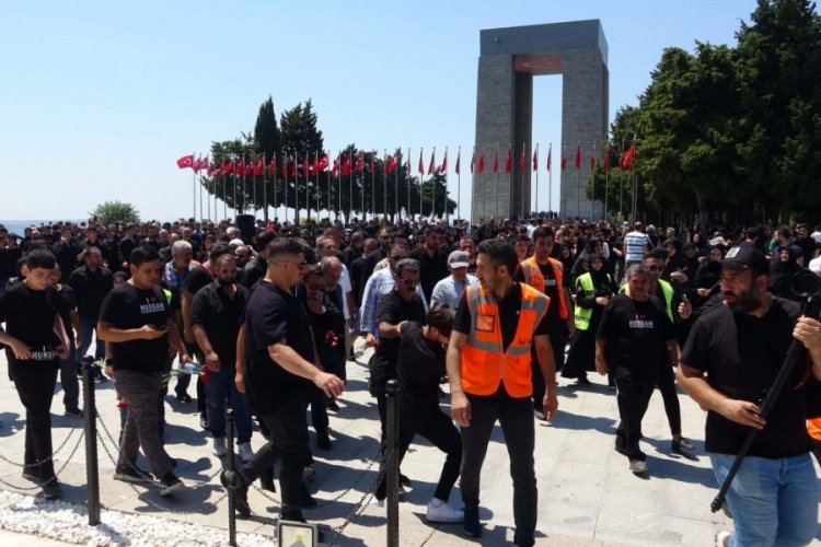 Caferiler, Kerbela şehitlerini &Ccedil;anakkale Şehitler Abidesi'nde andı