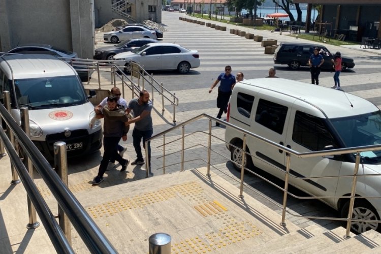 Gen&ccedil; kadın iş &ccedil;ıkışı dehşeti yaşadı