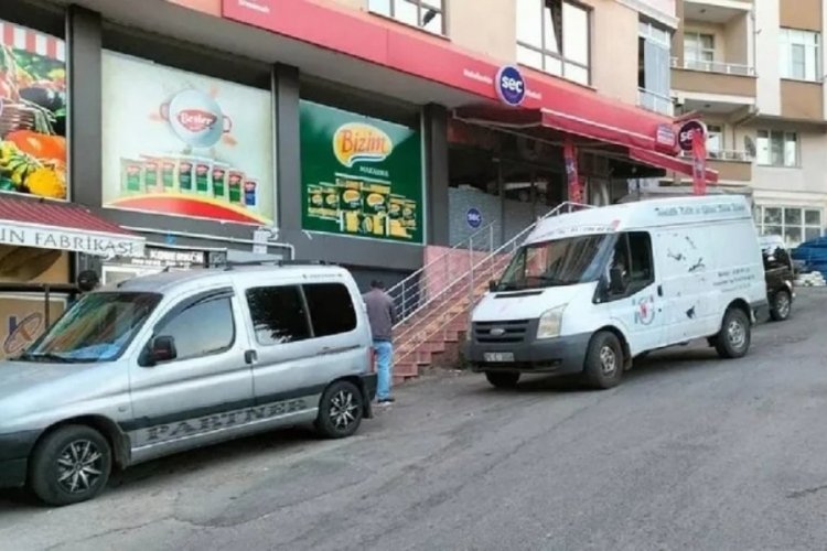 Bayat ekmek y&uuml;z&uuml;nden canından oldu