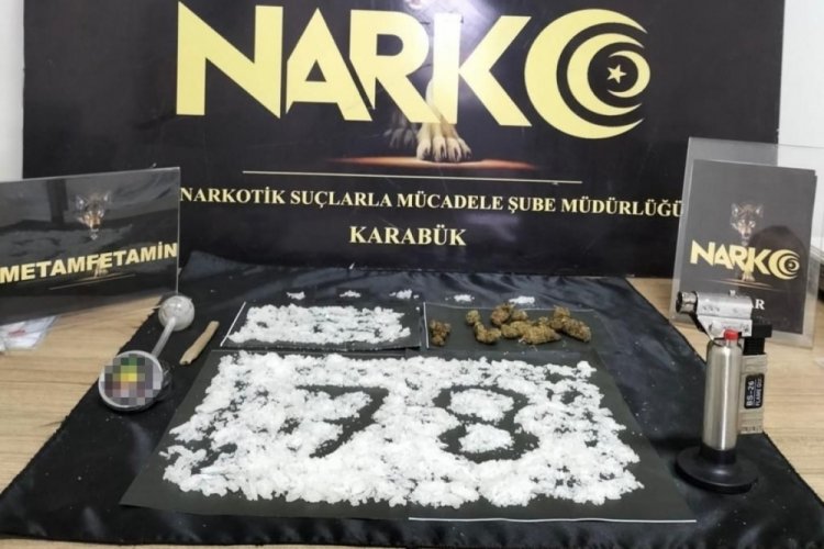 Uyuşturucu operasyonunda 4 kişi g&ouml;zaltına alındı