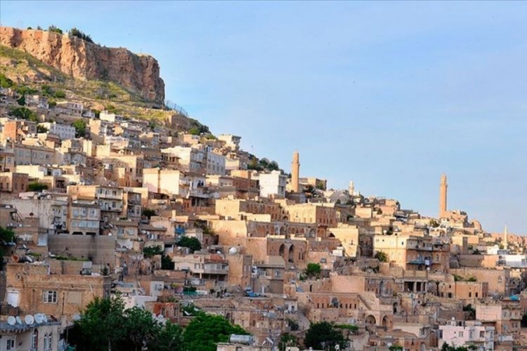 Valilik, Mardin'de g&ouml;steri ve y&uuml;r&uuml;y&uuml;şlerin yasaklandığını a&ccedil;ıkladı