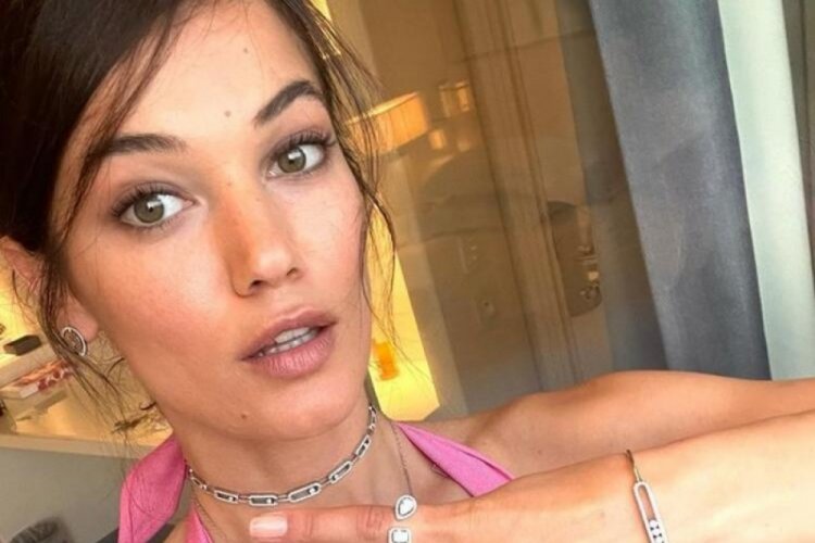 Pınar Deniz, 'En b&uuml;y&uuml;k tutkum farklı g&uuml;zellikler g&ouml;rmek'