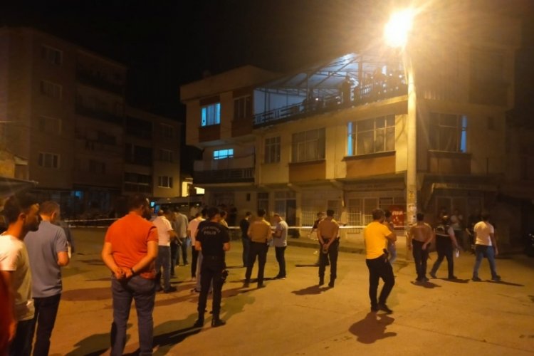 Bursa'da olaylı gece! Ev sahibi kiracı tartışması kanlı bitti
