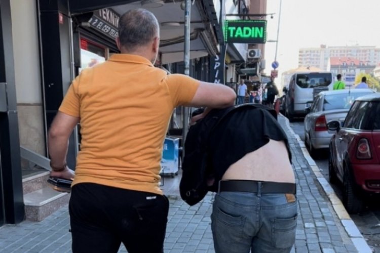 Kızının mesajlarını okuyan baba deliye d&ouml;nd&uuml;