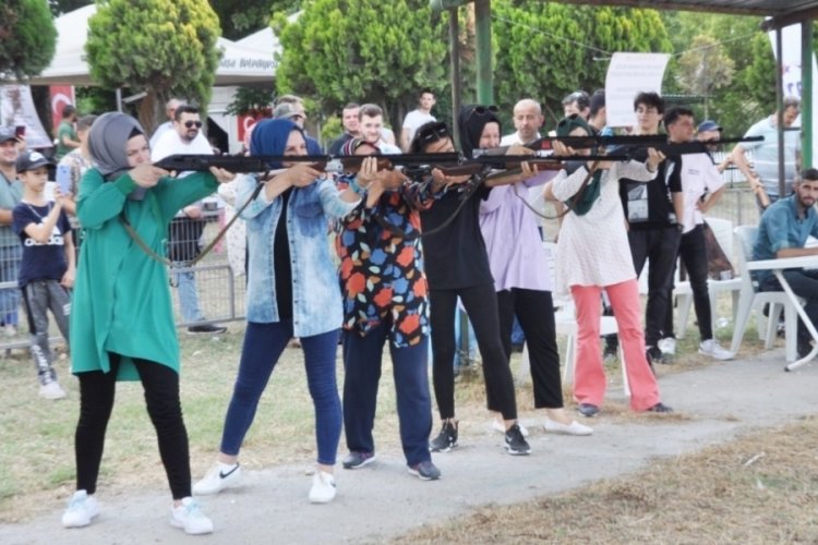 Bursa Tatkavaklı avcılar hedefi 12'den vurdular, ko&ccedil;u aldılar