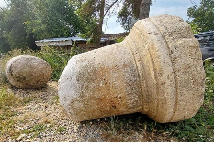 Bolu'da villa bah&ccedil;esindeki 2 tarihi s&uuml;tun i&ccedil;in karar verildi