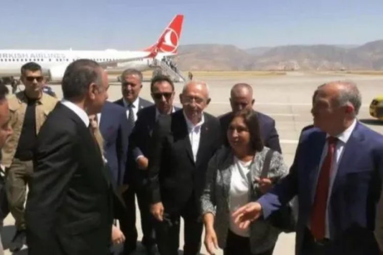 Şırnaklılar Kılı&ccedil;daroğlun'u sloganlar ile karşıladı