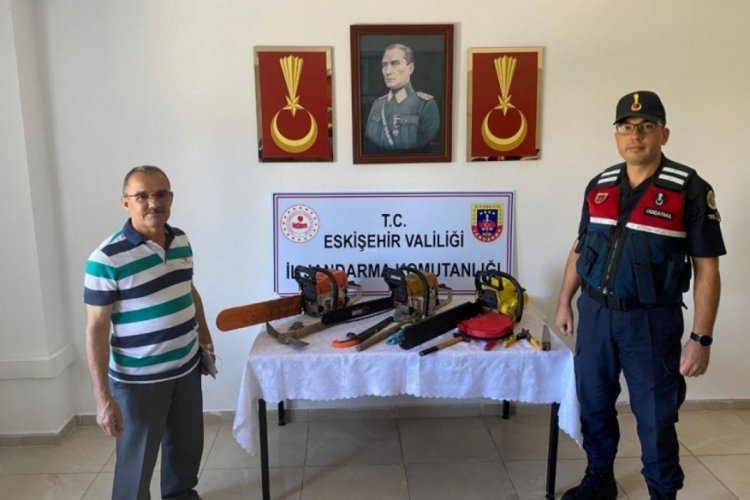15 bin TL'lik bah&ccedil;e malzemesi &ccedil;alan şahıs yakalandı