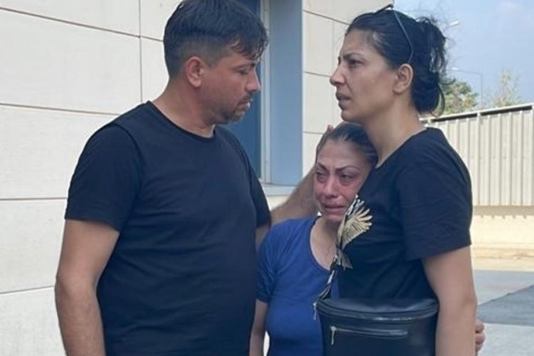 Kaza yapan otomobilden d&uuml;şen bebek yaşamını yitirdi