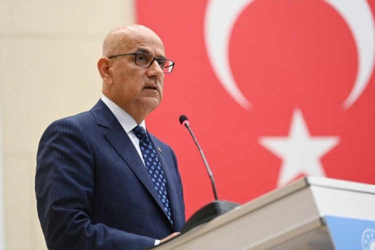 Bakan Vahit Kirişci: Bereketli tarım topraklarımızı g&ouml;z&uuml;m&uuml;z&nbsp;gibi korumalıyız