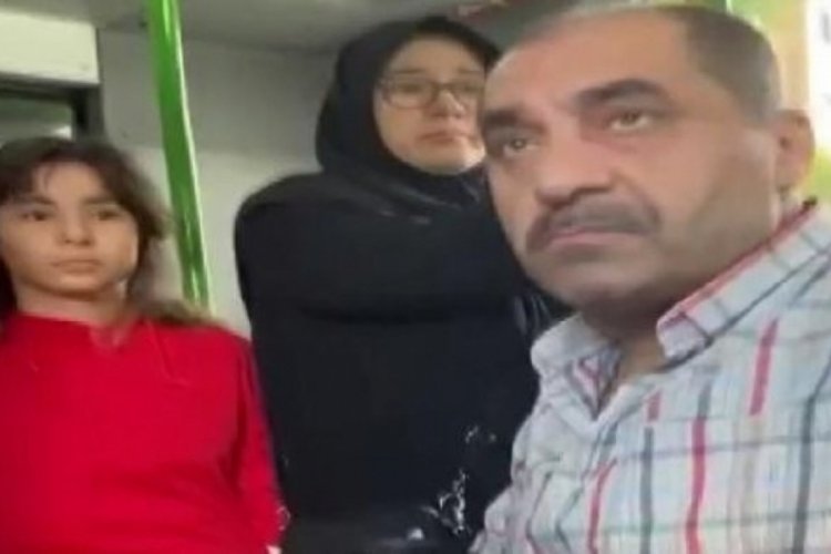 Otob&uuml;ste kadına hakarete yolculardan tepki